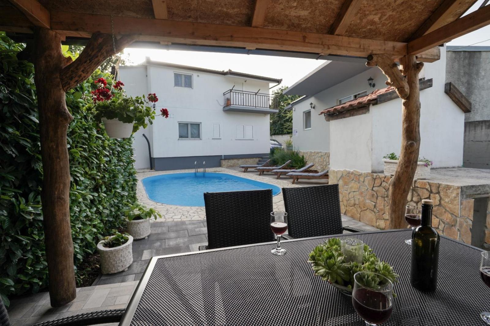 Apartman Marija Имотски Екстериор снимка